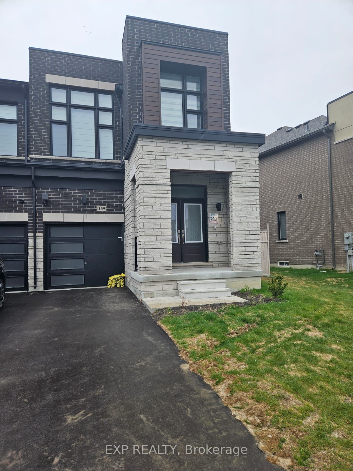 Residential Lease in Vaughan