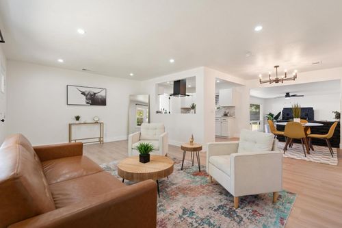 1526 W Monterey Ave, Stockton, CA, 95204-4237 | Card Image