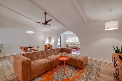 9214 Hunters Trce E, Austin, TX, 78758-6524 | Card Image