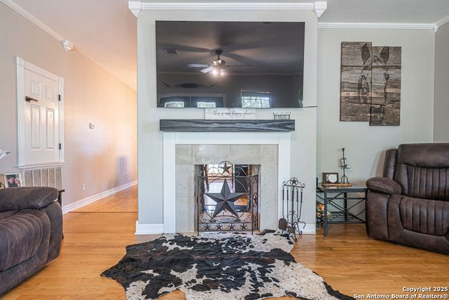 771 Hillje Rd, House other with 3 bedrooms, 2 bathrooms and null parking in Kingsbury TX | Image 5