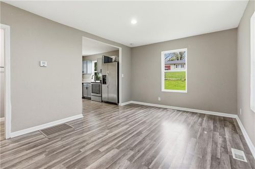 2622 N 38th St, Kansas City, KS, 66104-3511 | Card Image