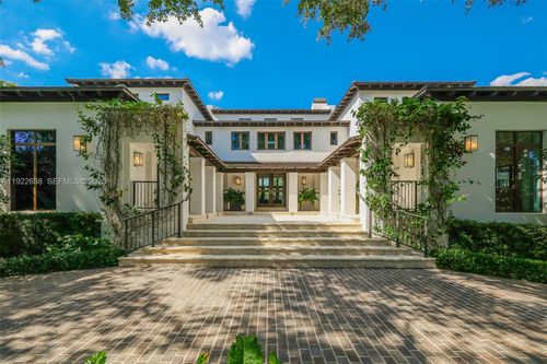 555 Arvida Pkwy, Coral Gables, FL, 33156-2320 | Card Image