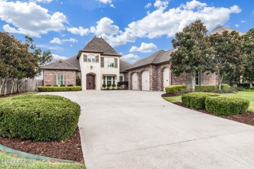 303 Shinnecock Hills Drive, Broussard, LA, 70518 | Card Image