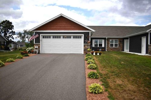 860 Green Pastures Trail, PLOVER, WI, 54467 | Card Image