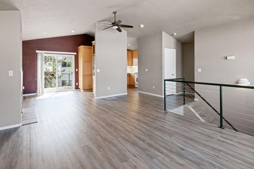 unit-11-438 Nw 19th St, Redmond, OR, 97756-8481 | Card Image