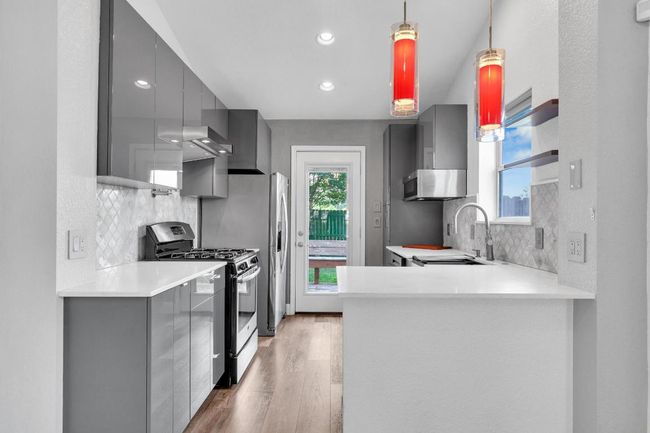 112 Prairie Springs Loop, House other with 2 bedrooms, 2 bathrooms and 2 parking in Georgetown TX | Image 8