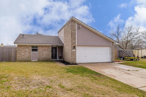 371 Somerset Ct, Alvin, TX, 77511-5401 | Card Image