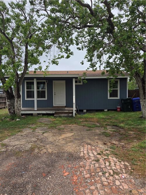 2532 Milo St, Corpus Christi, TX, 78415-2116 | Card Image