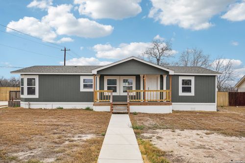 101 Natchez St, Poth, TX, 78147-0860 | Card Image