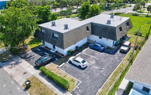 apt-3-504-502 Phippen Waiters Rd, Dania Beach, FL, 33004-4908 | Card Image
