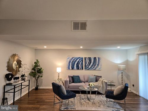 102-3 Mullingar Ct, LUTHERVILLE TIMONIUM, MD, 21093-7810 | Card Image