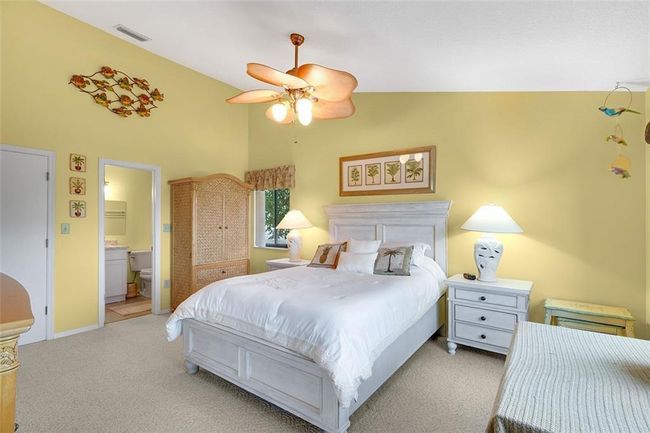 APT-3 - 5720 Pelican Pointe Dr, Condo with 2 bedrooms, 2 bathrooms and null parking in Sebastian FL | Image 15