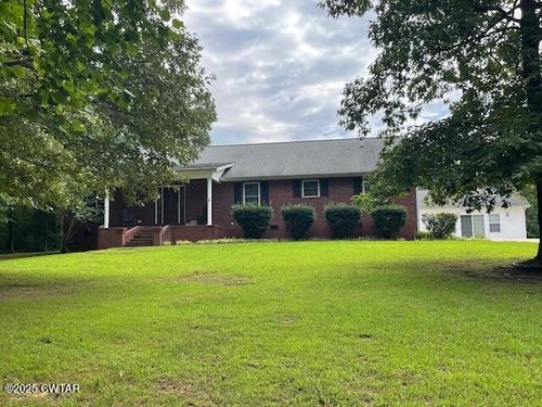 325 Stonecreek Dr, Paris, TN, 38242-7643 | Card Image