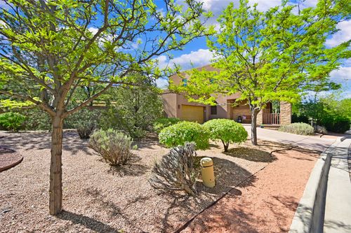 1637 Villa Strada, Santa Fe, NM, 87506-4512 | Card Image
