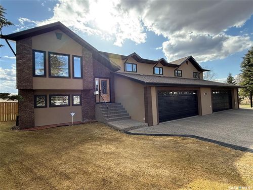 109 Parkview Pl, Shellbrook, SK, S0J2E0 | Card Image