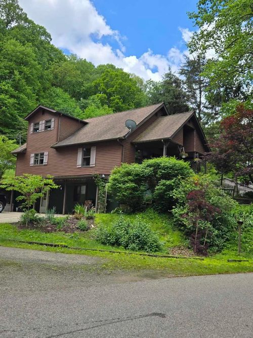 557 Ross Road Se, Lancaster, OH, 43130 | Card Image