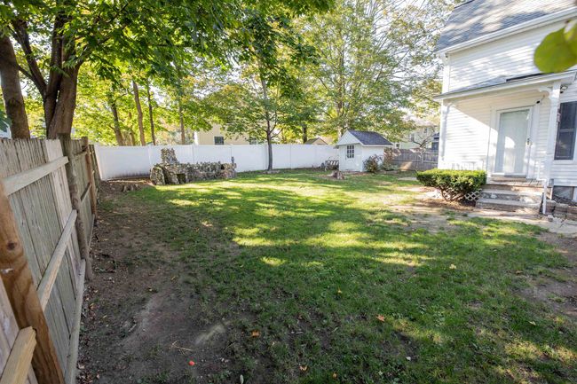 442 Mammoth Rd, House other with 3 bedrooms, 2 bathrooms and null parking in Manchester NH | Image 4