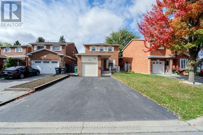 72 Crenshaw Crt, House other with 4 bedrooms, 3 bathrooms and 5 parking in Brampton ON | Image 1