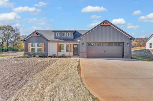 256 Old Fork School Rd, Townville, SC, 29689-3731 | Card Image