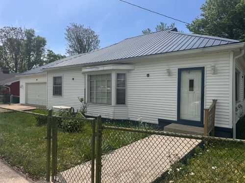 1103 E 18th St, Hopkinsville, KY, 42240 | Card Image