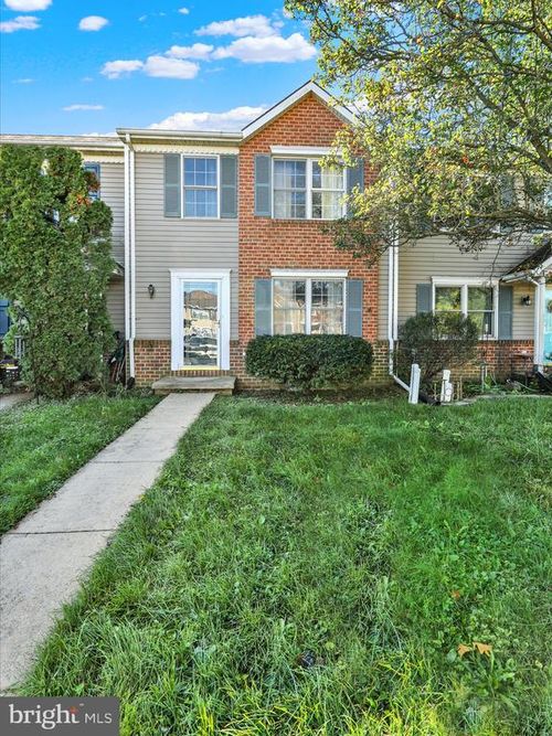 2318 Morris Dr, EAST PETERSBURG, PA, 17520-1059 | Card Image