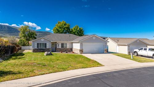 256 Cliff View Cir, Parachute, CO, 81635-8408 | Card Image