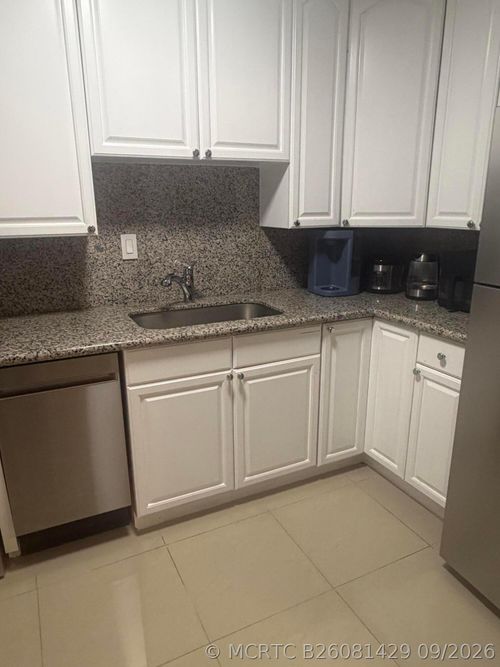 unit-209-340 Nw 19th Street, Boca Raton, FL, 33432 | Card Image