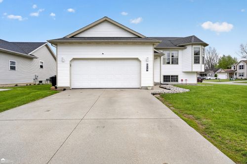 11276 Autumn Breeze Trl, Clio, MI, 48420-1500 | Card Image