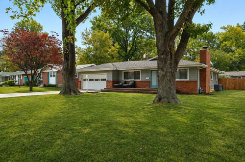 2422 S Kickapoo Avenue, Springfield, MO, 65804 | Card Image