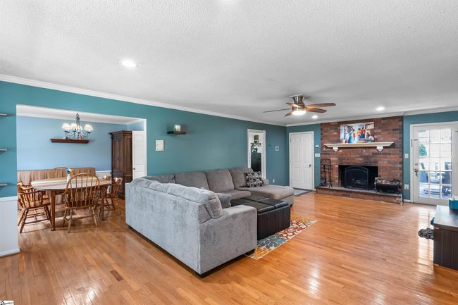 217 Devenger Rd, House other with 3 bedrooms, 2 bathrooms and 2 parking in Greer SC | Image 5