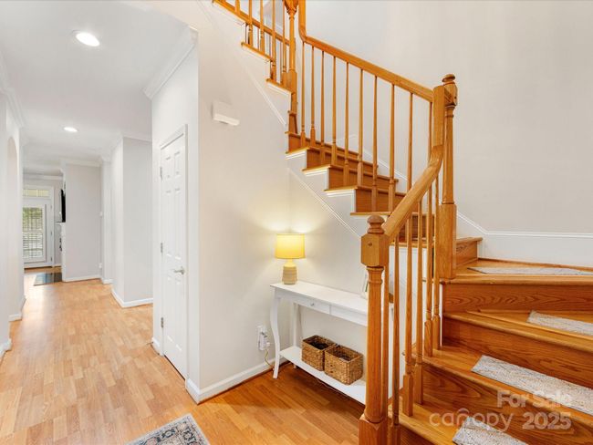 Entryway | Image 8