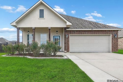 6319 Yatton Dr, Addis, LA, 70710-3086 | Card Image