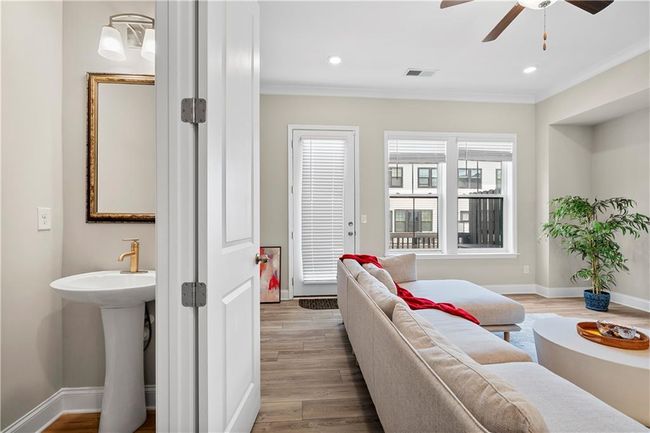 945 Catamaran Ct, Townhouse with 3 bedrooms, 4 bathrooms and null parking in Alpharetta GA | Image 19