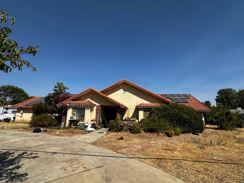 37249 Avenue 12 1/4, Madera, CA, 93636-8652 | Card Image