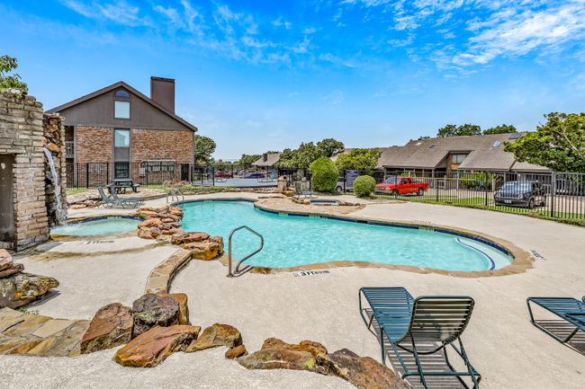 1118 Signal Ridge Pl, Condo with 3 bedrooms, 2 bathrooms and null parking in Rockwall TX | Image 23