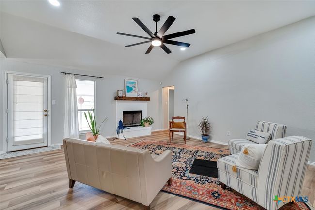 1600 Prickly Pear, House other with 4 bedrooms, 2 bathrooms and null parking in Lockhart TX | Image 10