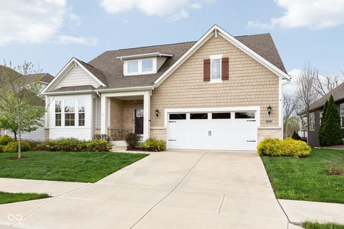 16200 Natures Way, Westfield, IN, 46074-5203 | Card Image