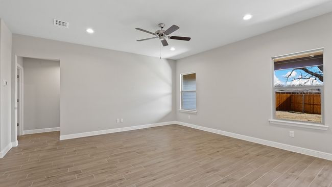 1301 Honey Creek Dr, House other with 4 bedrooms, 2 bathrooms and null parking in Desoto TX | Image 17