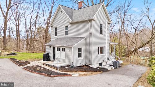 719 Wilson Ave, SYKESVILLE, MD, 21784-7444 | Card Image