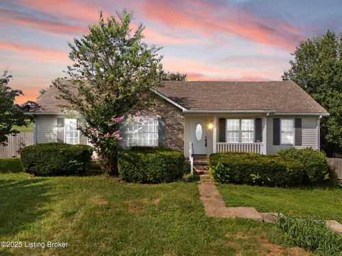 198 Cecilia Smith Mill Rd, Cecilia, KY, 42724-9654 | Card Image