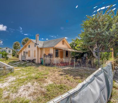 224 N L Street, House other with 2 bedrooms, 1 bathrooms and null parking in Lake Worth Beach FL | Image 2