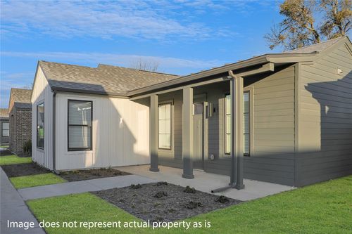 3651-215B S Custer Rd, McKinney, TX, 75071-0166 | Card Image