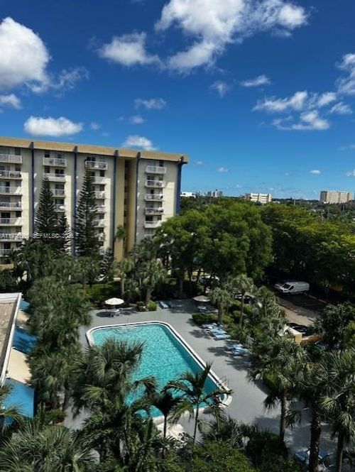apt-717w-801 Nw 47th Ave, Miami, FL, 33126-2344 | Card Image