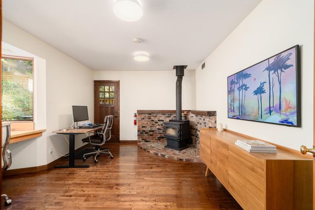 1557 White Sails Dr, House other with 3 bedrooms, 3 bathrooms and 4 parking in Bowen Island BC | Image 11