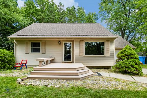 1420 Owen St, Lansing, MI, 48915-1533 | Card Image
