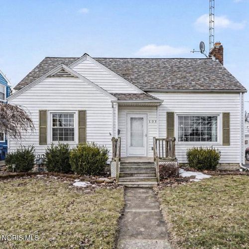 108 S Granville Blvd, Fremont, OH, 43420-2770 | Card Image