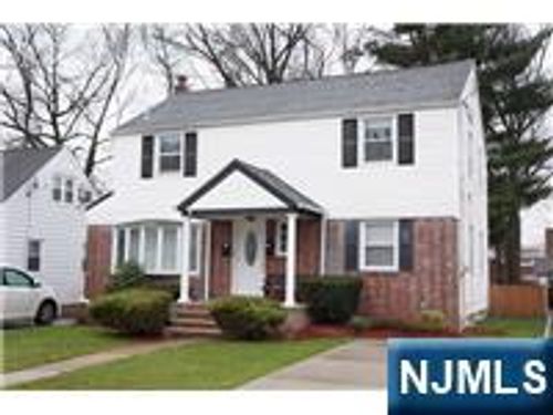 62 Reid Ave, Bergenfield, NJ, 07621-1923 | Card Image