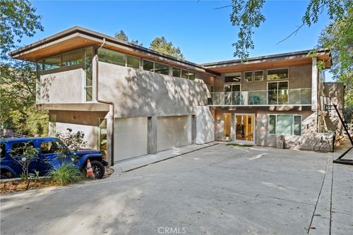 22 Round Up Rd, Bell Canyon, CA, 91307-1135 | Card Image