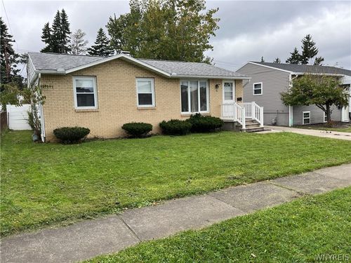 6 Mayberry Dr W, Cheektowaga, NY, 14227-3020 | Card Image