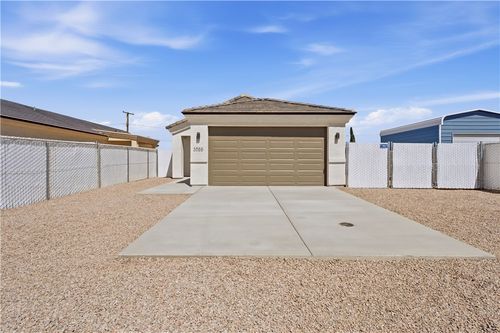 3055 E Butler Ave, Kingman, AZ, 86409-2031 | Card Image